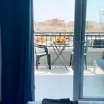 Apartmán With Terrace And Pool Torrevieja